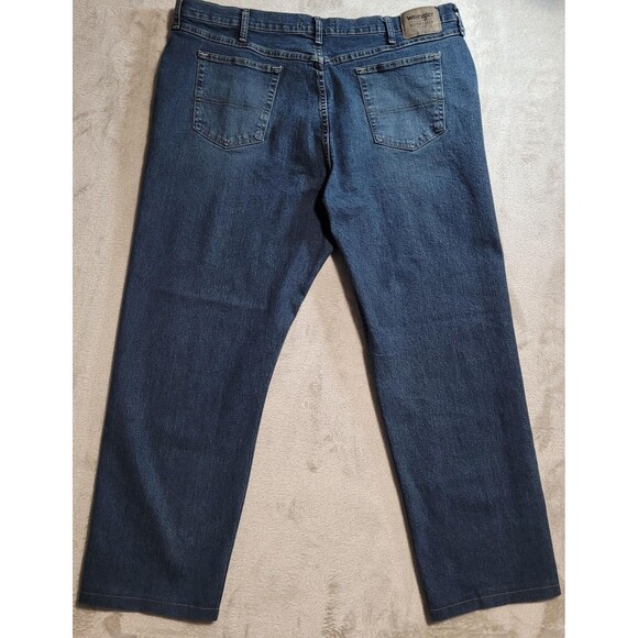 Wrangler Authentics Jeans Mens 42x32 Blue Med Wash Relaxed Straight Stretch - Picture 9 of 11